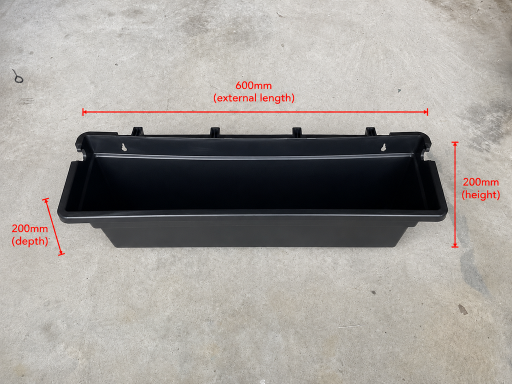 Large wallgarden planter with dimensions